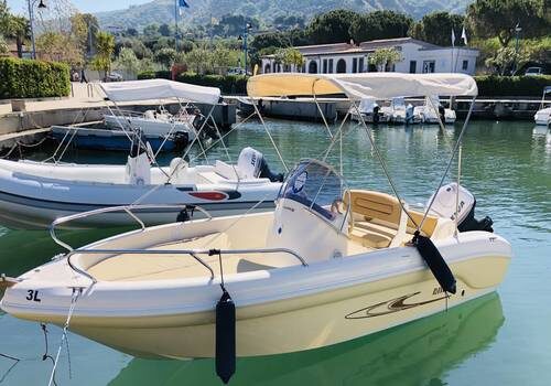 Shark 19 Ranieri (1)