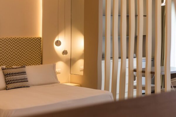 crp1550x755-snack-room-5