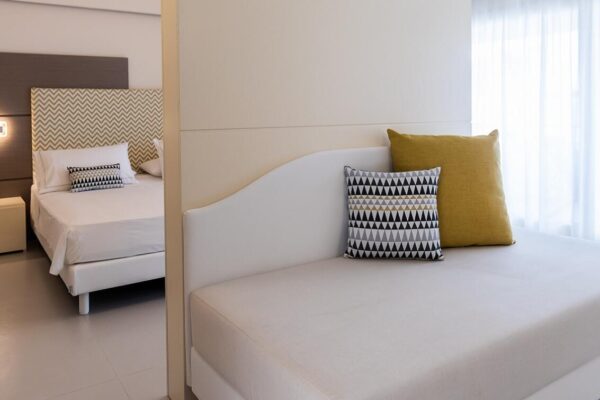 crp1550x755-tripla-10