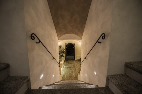 VillaAduaEsterniSpaziComuni19-768x513